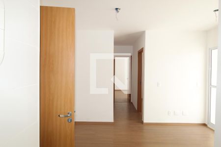 Sala de apartamento para alugar com 2 quartos, 52m² em Costa E Silva, Porto Alegre