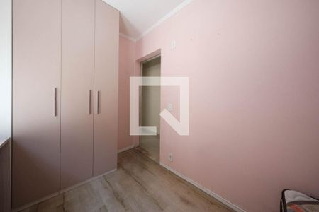 Quarto 1 de casa para alugar com 3 quartos, 240m² em Vila Euthalia, São Paulo