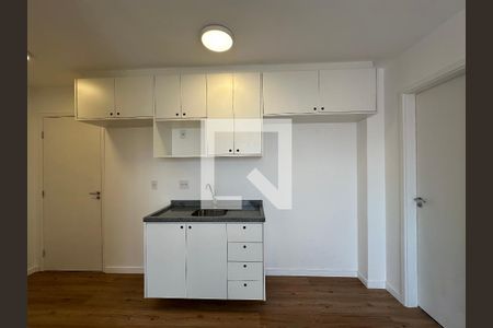 Sala/Cozinha de apartamento para alugar com 2 quartos, 35m² em Barra Funda, São Paulo