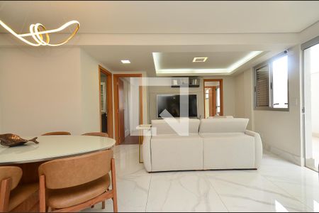 Sala  de apartamento para alugar com 2 quartos, 136m² em Santo Antônio, Belo Horizonte