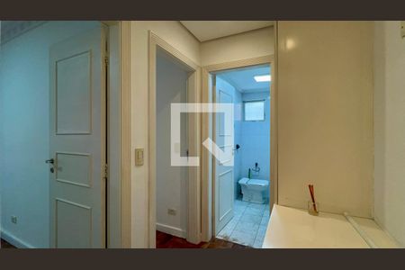 Corredor de apartamento para alugar com 2 quartos, 75m² em Paraíso, São Paulo