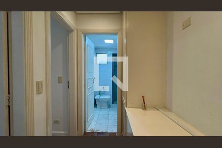 Corredor de apartamento para alugar com 2 quartos, 75m² em Paraíso, São Paulo
