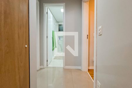 Corredor de apartamento para alugar com 2 quartos, 69m² em Chácara Klabin, São Paulo