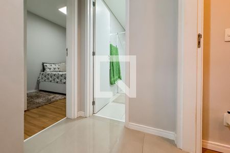 Corredor de apartamento para alugar com 2 quartos, 69m² em Chácara Klabin, São Paulo