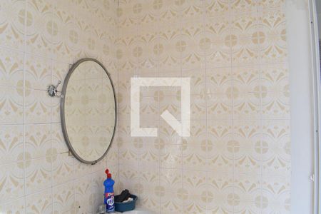Banheiro de apartamento para alugar com 1 quarto, 36m² em Centro, Curitiba