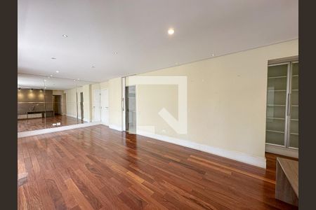Sala de apartamento à venda com 3 quartos, 128m² em Vila Romana, São Paulo