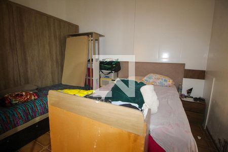 Suíte  de casa à venda com 3 quartos, 133m² em Jardim Miriam, São Paulo
