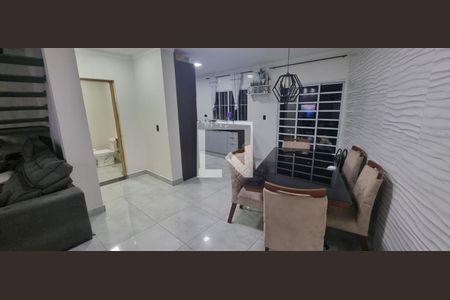 Casa para alugar com 3 quartos, 380m² em Jardim Pereira Leite, São Paulo