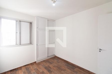 Quarto 1 de apartamento para alugar com 2 quartos, 57m² em Jardim Jussara, São Paulo