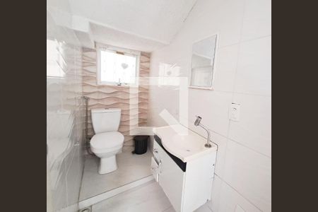 Lavabo 1 de casa para alugar com 3 quartos, 210m² em Piratininga, Osasco