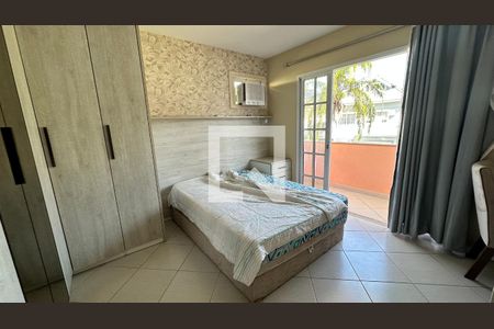 Quarto 1 de casa de condomínio para alugar com 4 quartos, 200m² em Vargem Pequena, Rio de Janeiro