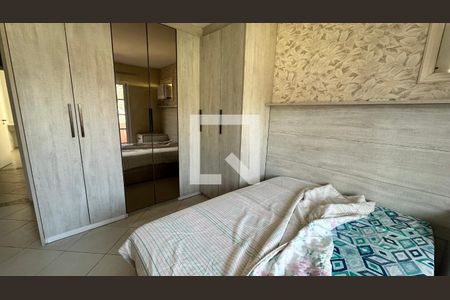 Quarto 1 de casa de condomínio para alugar com 4 quartos, 200m² em Vargem Pequena, Rio de Janeiro