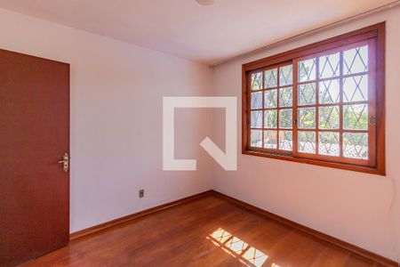 Quarto 2 de casa à venda com 3 quartos, 230m² em Camaquã, Porto Alegre