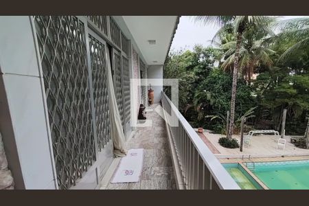 Varanda 1 de casa para alugar com 4 quartos, 2000m² em Freguesia (jacarepaguá), Rio de Janeiro