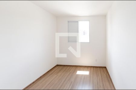 Quarto 1 de apartamento para alugar com 2 quartos, 56m² em Buritis, Belo Horizonte