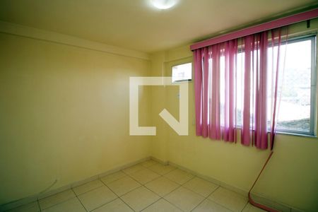 Quarto 1 de apartamento para alugar com 3 quartos, 69m² em Irajá, Rio de Janeiro