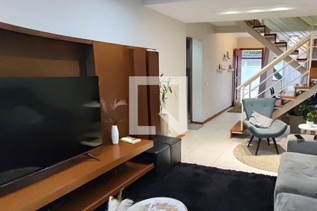 Sala de casa de condomínio para alugar com 3 quartos, 164m² em Freguesia (jacarepaguá), Rio de Janeiro