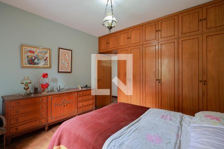 Quarto 1 de casa à venda com 4 quartos, 217m² em Vila Vitorio Mazzei, São Paulo
