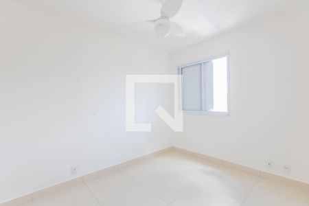 Quarto 2 de apartamento para alugar com 2 quartos, 47m² em Novo Osasco, Osasco