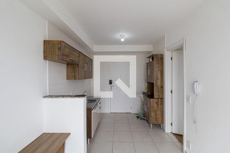 Sala/Cozinha/Área de Serviço  de apartamento para alugar com 1 quarto, 29m² em Vila Ré, São Paulo
