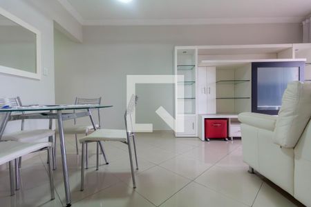 Sala de apartamento para alugar com 2 quartos, 74m² em Vila Zilda, São Paulo