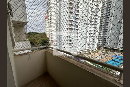 Sacada de apartamento para alugar com 2 quartos, 57m² em Vila Pouso Alegre, Barueri