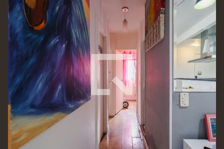 Corredor de apartamento à venda com 3 quartos, 56m² em  Pirajussara, São Paulo