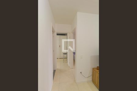 Corredor de apartamento para alugar com 2 quartos, 42m² em Rio Branco, Canoas