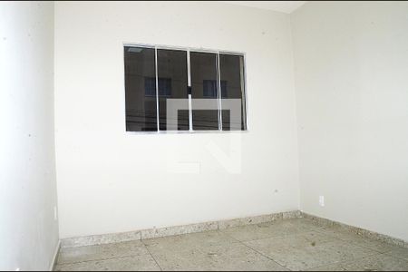 Quarto 2 de casa para alugar com 2 quartos, 60m² em São Gabriel, Belo Horizonte
