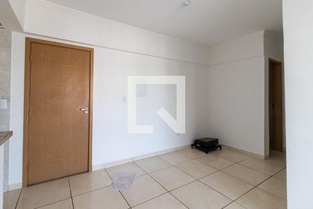 Sala de apartamento para alugar com 2 quartos, 70m² em Guilhermina, Praia Grande