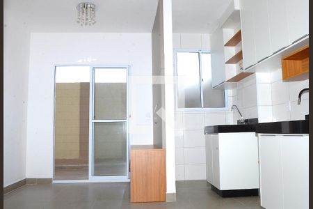 Sala de apartamento para alugar com 2 quartos, 73m² em São Gabriel, Belo Horizonte