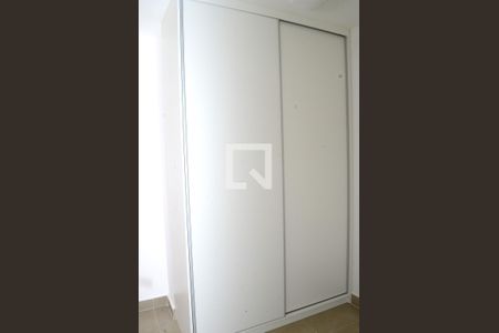 Quarto 1 de apartamento para alugar com 2 quartos, 73m² em São Gabriel, Belo Horizonte