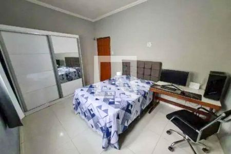 Quarto 1 de casa para alugar com 2 quartos, 70m² em Taquara, Rio de Janeiro