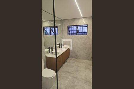 Banheiro de casa para alugar com 2 quartos, 160m² em Chácara Belenzinho, São Paulo