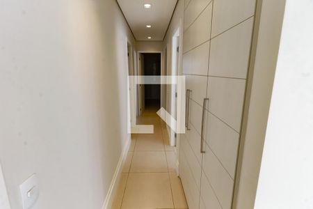 Armários do Corredor de apartamento para alugar com 3 quartos, 126m² em Jardim Wanda, Taboão da Serra