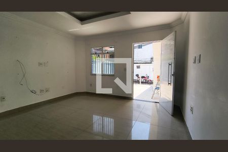 Sala de casa à venda com 2 quartos, 80m² em Vargem Pequena, Rio de Janeiro