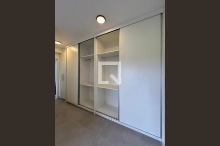 Quarto 1 de apartamento para alugar com 2 quartos, 64m² em Tamboré, Barueri