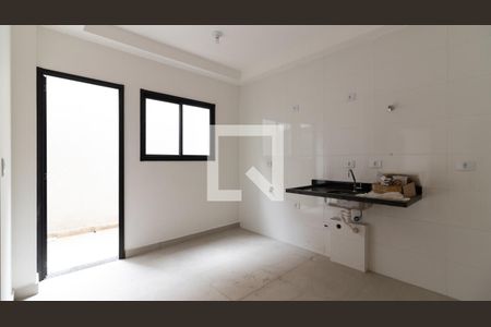 Sala/Cozinha de apartamento à venda com 2 quartos, 37m² em Vila Guilhermina, São Paulo