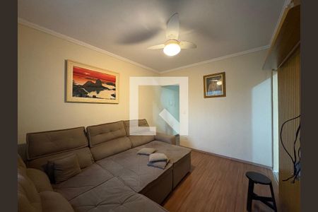 Sala de casa para alugar com 4 quartos, 172m² em Vila Linda, Santo André