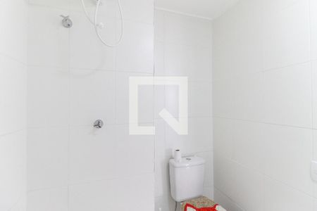 Banheiro de apartamento para alugar com 1 quarto, 28m² em Jardim Helena, São Paulo
