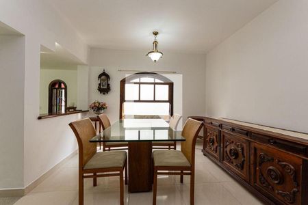Casa à venda com 3 quartos, 193m² em São Francisco, Niterói