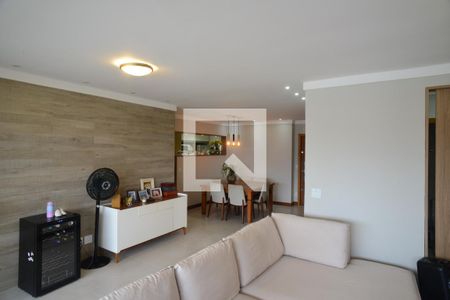 Sala de TV de apartamento à venda com 2 quartos, 145m² em Barra da Tijuca, Rio de Janeiro