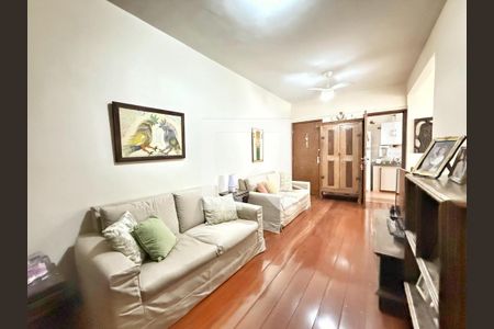 Sala de apartamento à venda com 3 quartos, 90m² em Santo Antônio, Belo Horizonte