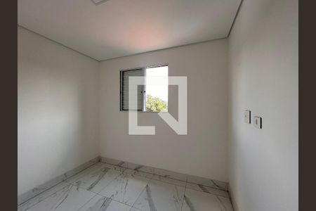 Quarto 1 de apartamento para alugar com 2 quartos, 48m² em Jardim Regina, São Paulo