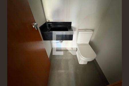 Lavabo de casa para alugar com 3 quartos, 136m² em Vila Eldizia, Santo André