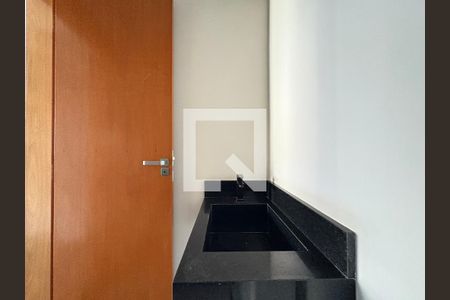 Lavabo de casa para alugar com 3 quartos, 136m² em Vila Eldizia, Santo André