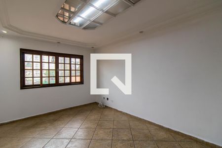 Casa à venda com 3 quartos, 162m² em Vila Tijuco, Guarulhos