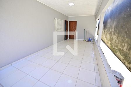 Casa para alugar com 4 quartos, 160m² em Vila Alvorada, Goiânia