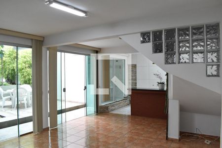 Sala e Cozinha de casa para alugar com 3 quartos, 200m² em Santa Cândida, Curitiba