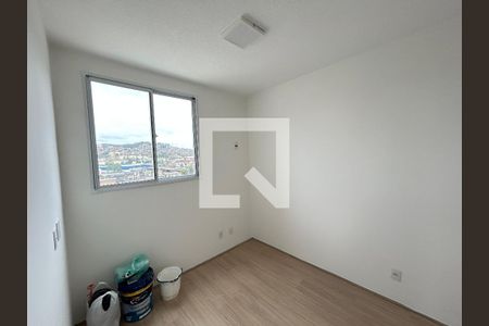 Quarto 1 de apartamento para alugar com 2 quartos, 38m² em Bonsucesso, Rio de Janeiro